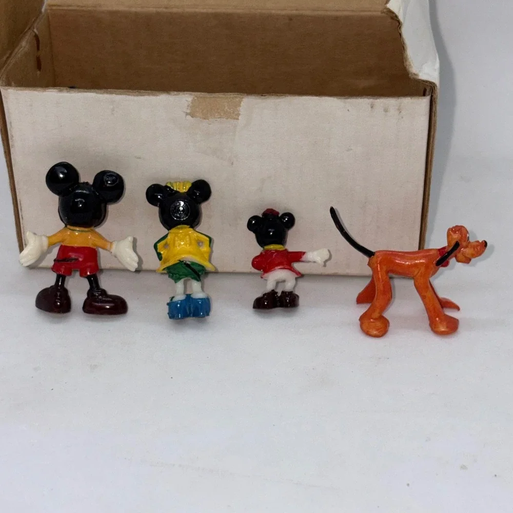 Vintage Disneykins 14pc Miniature Figures Marx HK-6760 Mickey Dumbo Peter Pan